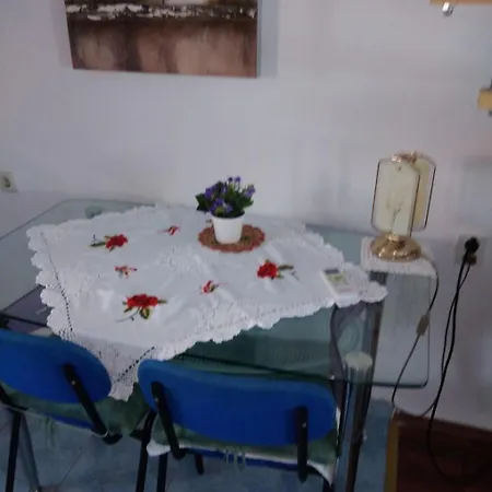 Jasmine - Cozy Studio Apartment